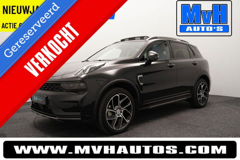 Lynk & Co 01 1.5 Plug-in Hybride|FULL BLACK|ZWARTE.HEMEL|NAP