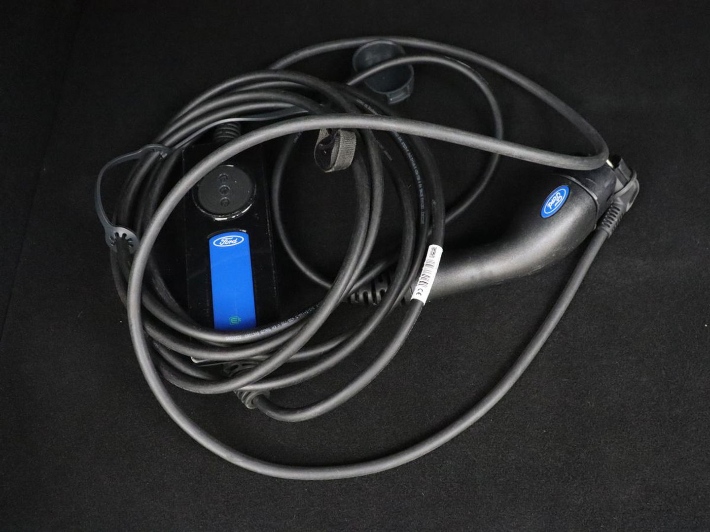 Ford Kuga 2.5 PHEV ST-Line | Panoramadak | Head-Up | Trekhaak | Stoelverwarming | Adaptive cruise | 360 Camera | Bang & Olufsen | Carplay | Keyless | Achterbankverwarming | Digital Cockpit | Plug In