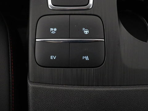 Ford Kuga 2.5 PHEV ST-Line | Panoramadak | Head-Up | Trekhaak | Stoelverwarming | Adaptive cruise | 360 Camera | Bang & Olufsen | Carplay | Keyless | Achterbankverwarming | Digital Cockpit | Plug In