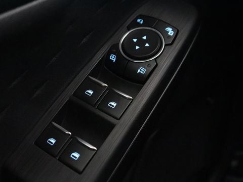 Ford Kuga 2.5 PHEV ST-Line | Panoramadak | Head-Up | Trekhaak | Stoelverwarming | Adaptive cruise | 360 Camera | Bang & Olufsen | Carplay | Keyless | Achterbankverwarming | Digital Cockpit | Plug In