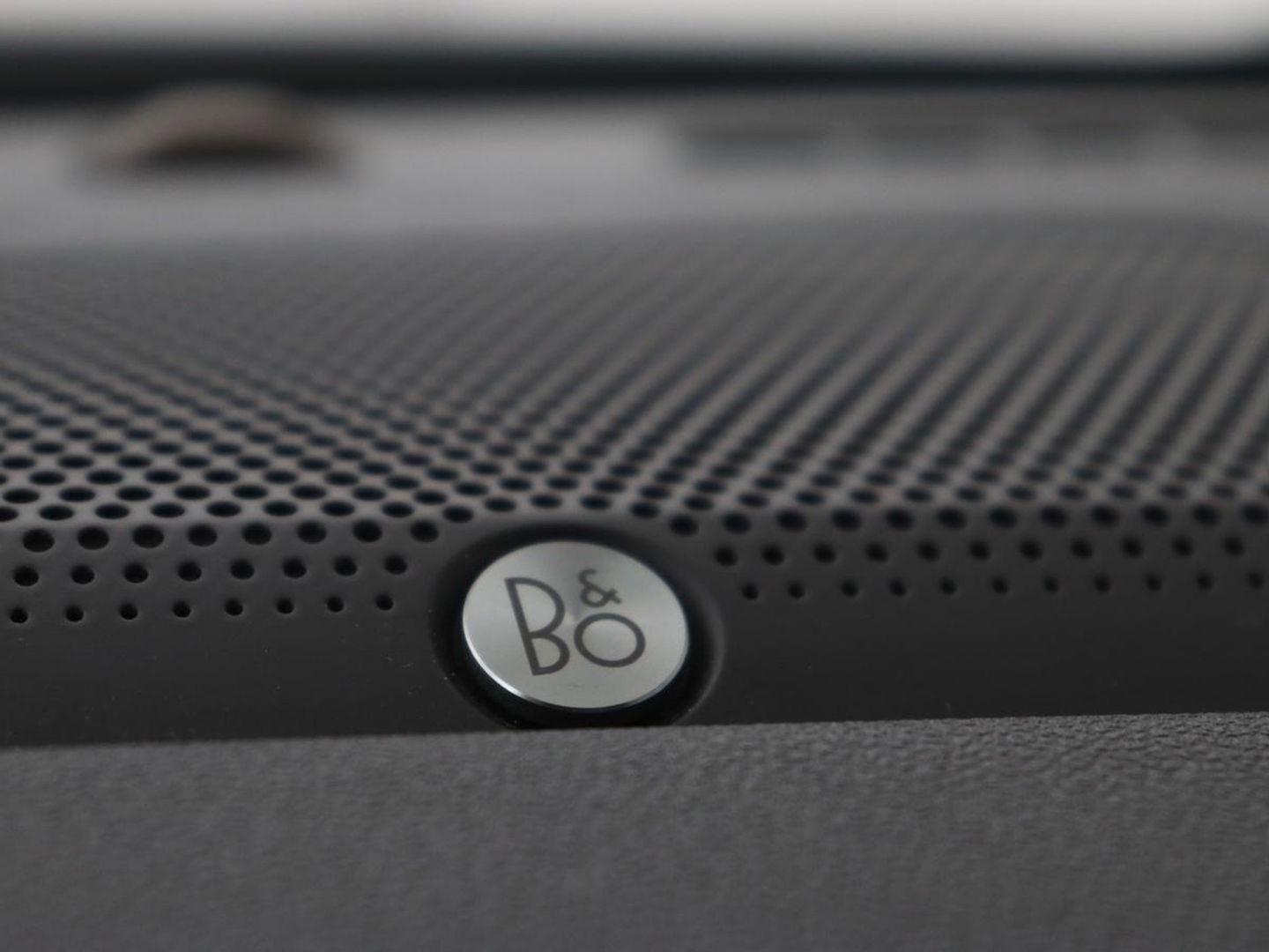 Ford Kuga 2.5 PHEV ST-Line | Panoramadak | Head-Up | Trekhaak | Stoelverwarming | Adaptive cruise | 360 Camera | Bang & Olufsen | Carplay | Keyless | Achterbankverwarming | Digital Cockpit | Plug In