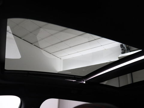 Ford Kuga 2.5 PHEV ST-Line | Panoramadak | Head-Up | Trekhaak | Stoelverwarming | Adaptive cruise | 360 Camera | Bang & Olufsen | Carplay | Keyless | Achterbankverwarming | Digital Cockpit | Plug In