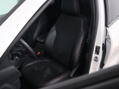 Ford Kuga 2.5 PHEV ST-Line | Panoramadak | Head-Up | Trekhaak | Stoelverwarming | Adaptive cruise | 360 Camera | Bang & Olufsen | Carplay | Keyless | Achterbankverwarming | Digital Cockpit | Plug In