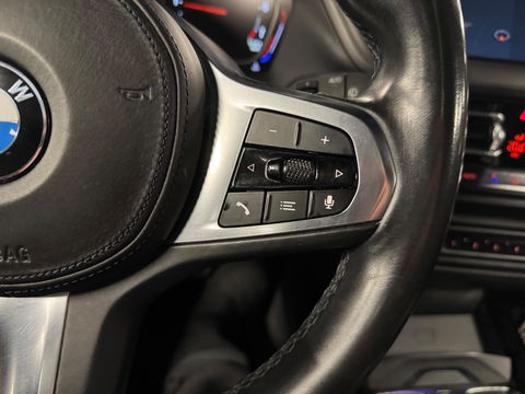 BMW 1-serie 118i High Executive Automaat panorama Led Navigatie