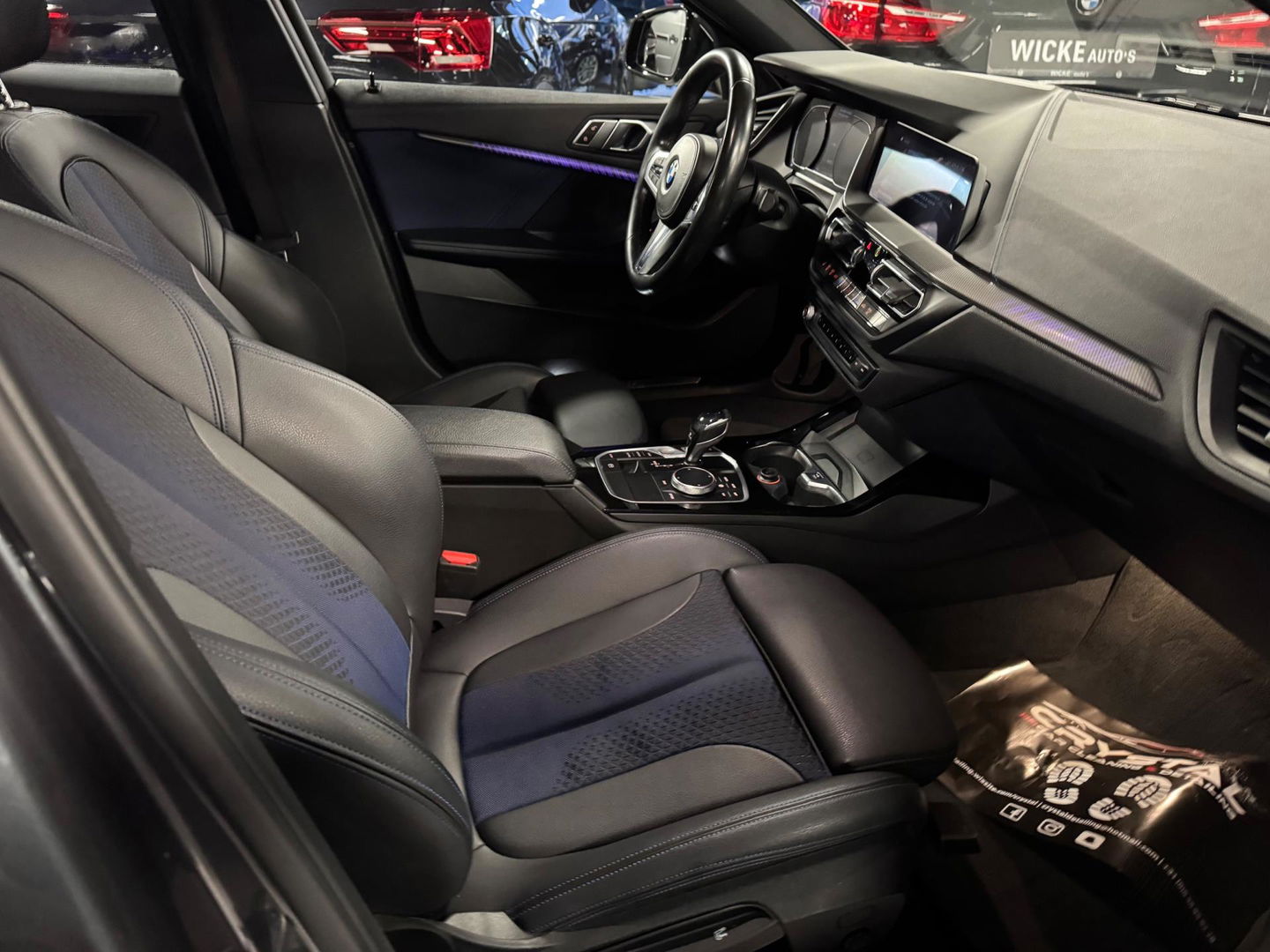 BMW 1-serie 118i High Executive Automaat panorama Led Navigatie