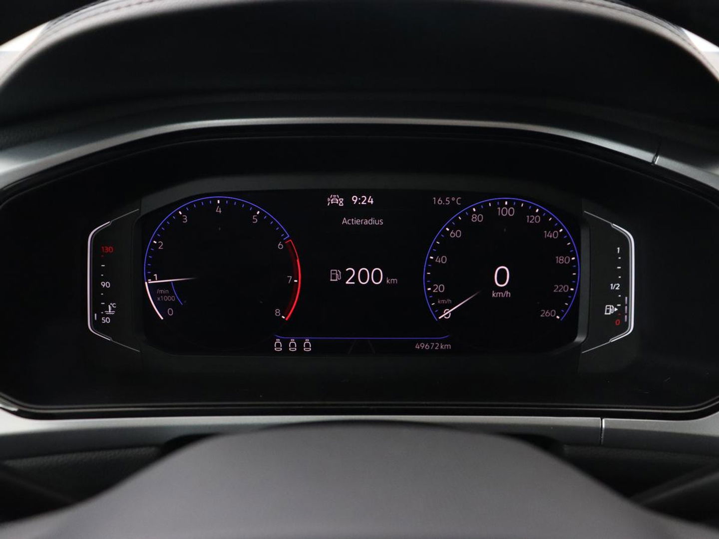 Volkswagen T-Roc 1.0 TSI Life | Stoelverwarming | Carplay | Adaptive cruise | Virtual Cockpit | Full LED | Park Assist | Airco | Bluetooth