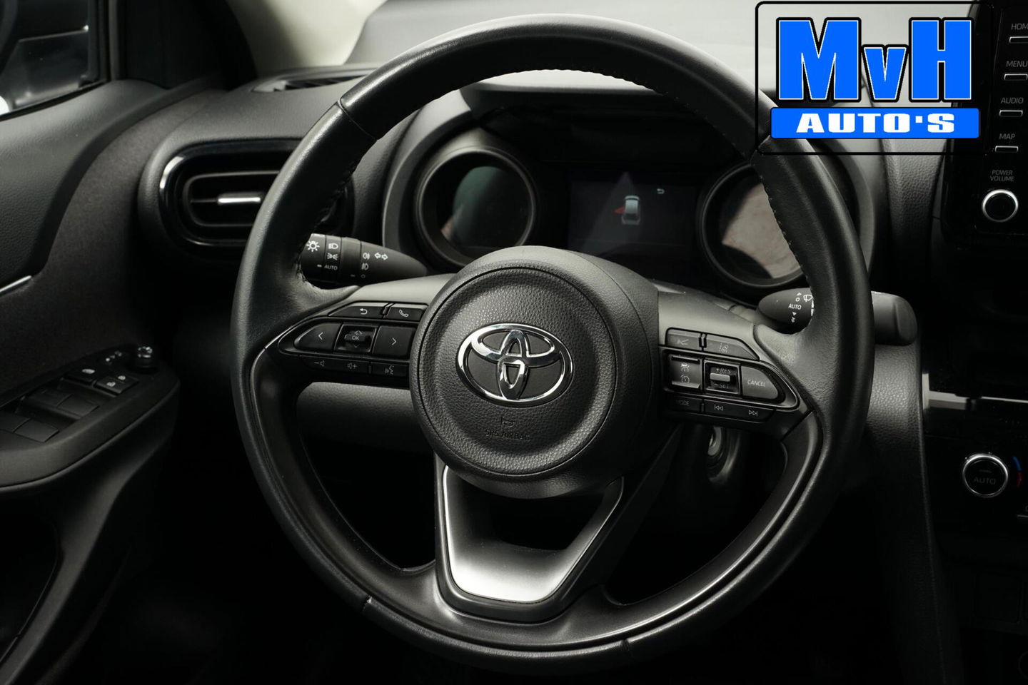 Toyota Yaris Cross 1.5 Hybrid Active|CAMERA|ADAP.CRUISE|LED