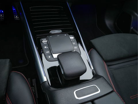 Mercedes-Benz EQB 300 4MATIC AMG-Line 67 kWh [ 3-Fase ] (INCL-BTW) *PANO | HEAD-UP | LEATHER-MICROFIBRE | MEMORY-PACK | WIDE-SCREEN-COCKPIT | FULL-LED | BLINDSPOT | AMBIENT-LIGHT | TOPVIEW | NAVI-FULLMAP | DAB+ | COMFORT/SEATS | ...