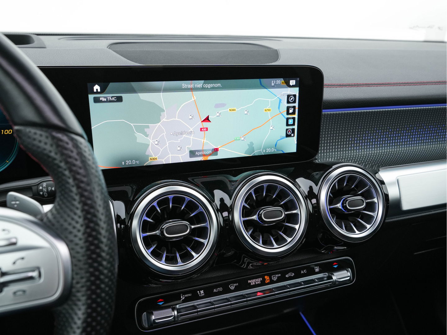 Mercedes-Benz EQB 300 4MATIC AMG-Line 67 kWh [ 3-Fase ] (INCL-BTW) *PANO | HEAD-UP | LEATHER-MICROFIBRE | MEMORY-PACK | WIDE-SCREEN-COCKPIT | FULL-LED | BLINDSPOT | AMBIENT-LIGHT | TOPVIEW | NAVI-FULLMAP | DAB+ | COMFORT/SEATS | ...