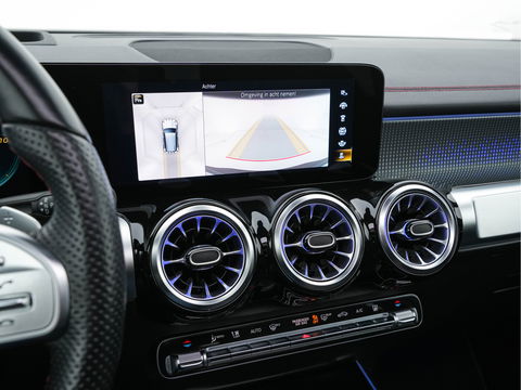 Mercedes-Benz EQB 300 4MATIC AMG-Line 67 kWh [ 3-Fase ] (INCL-BTW) *PANO | HEAD-UP | LEATHER-MICROFIBRE | MEMORY-PACK | WIDE-SCREEN-COCKPIT | FULL-LED | BLINDSPOT | AMBIENT-LIGHT | TOPVIEW | NAVI-FULLMAP | DAB+ | COMFORT/SEATS | ...