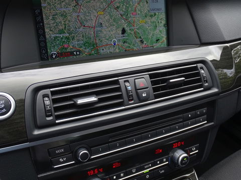 BMW 5 Serie 535i TwinTurbo 306PK / Executive / M Sport / LED