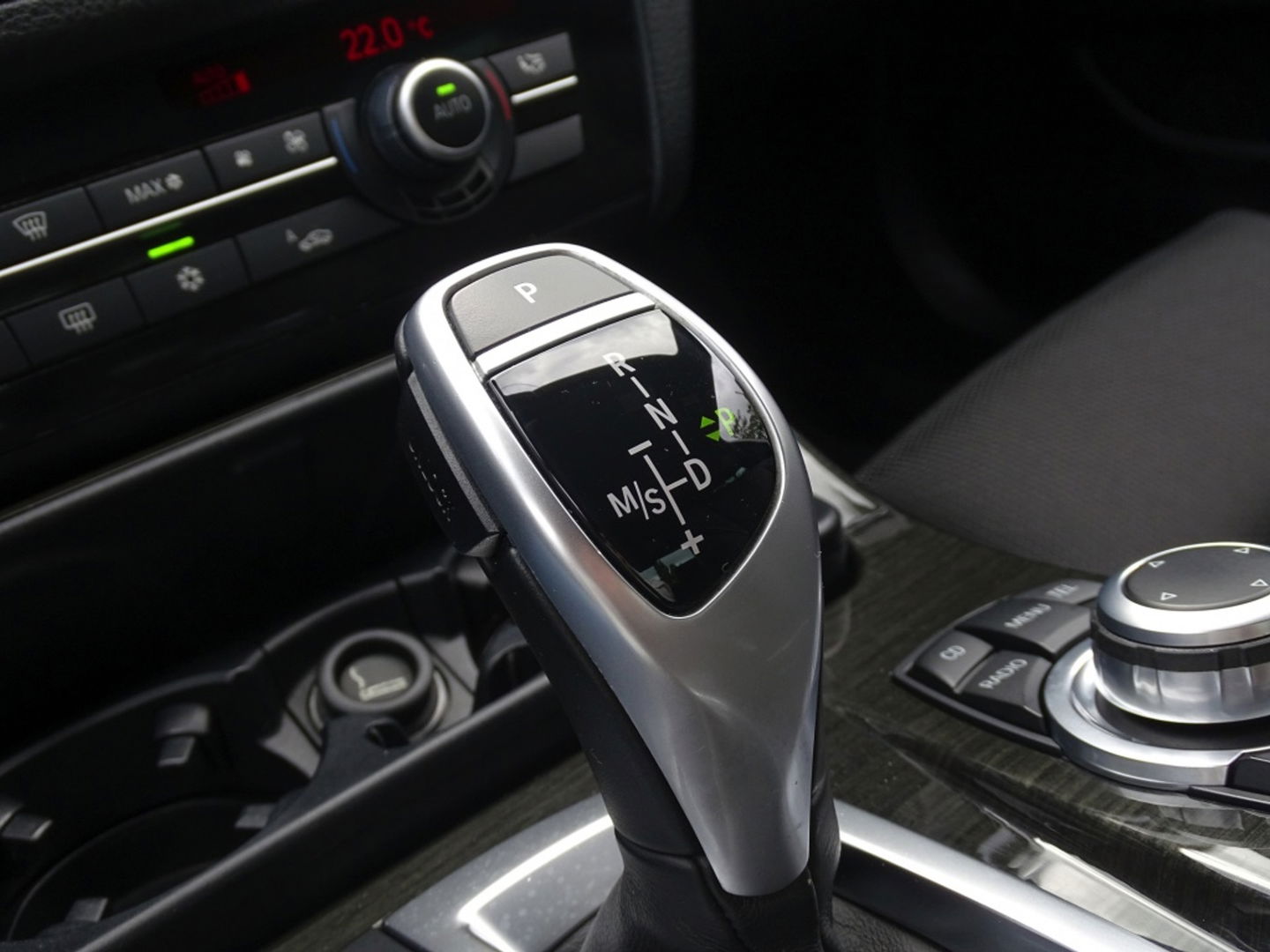 BMW 5 Serie 535i TwinTurbo 306PK / Executive / M Sport / LED