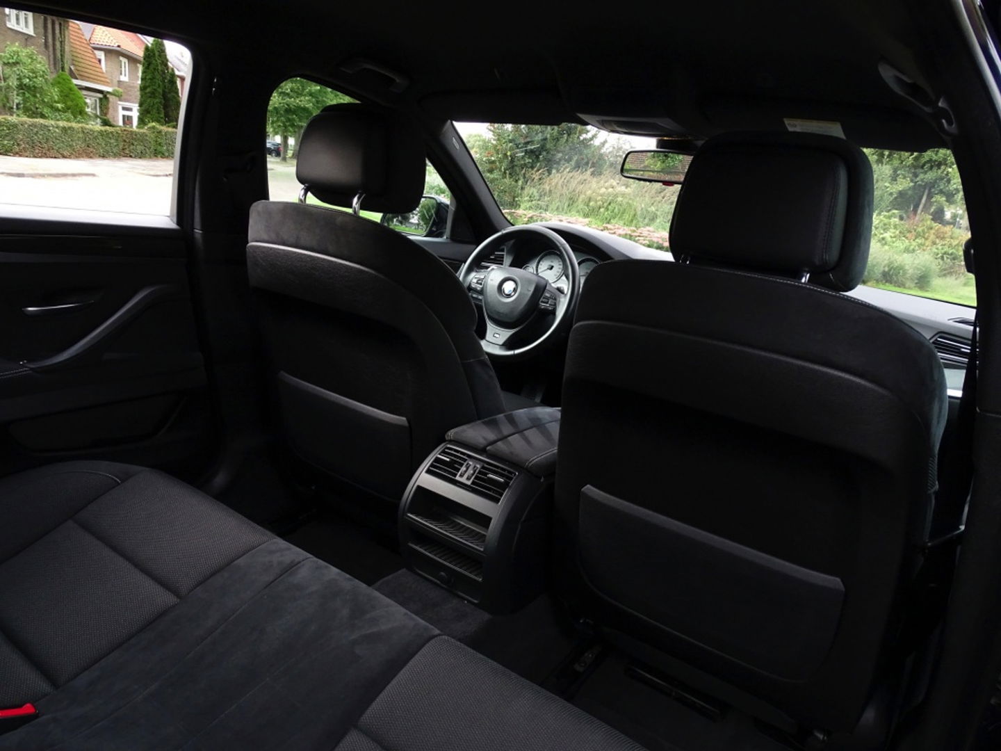 BMW 5 Serie 535i TwinTurbo 306PK / Executive / M Sport / LED