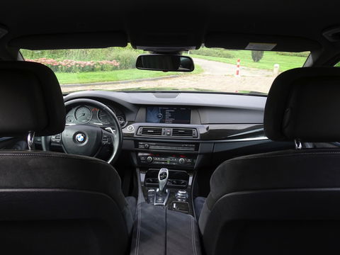 BMW 5 Serie 535i TwinTurbo 306PK / Executive / M Sport / LED