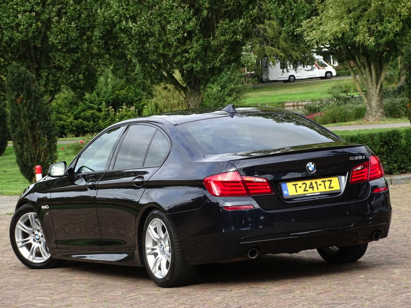 BMW 5 Serie 535i TwinTurbo 306PK / Executive / M Sport / LED