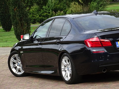 BMW 5 Serie 535i TwinTurbo 306PK / Executive / M Sport / LED