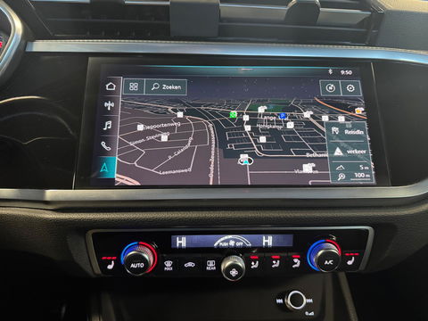 Audi Q3 35 TFSI S Line Automaat Panorama Camera Navigatie Matrix Led