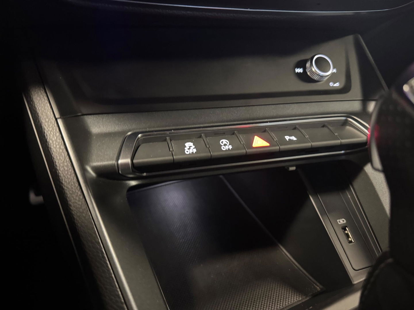 Audi Q3 35 TFSI S Line Automaat Panorama Camera Navigatie Matrix Led