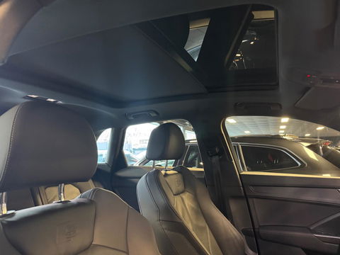 Audi Q3 35 TFSI S Line Automaat Panorama Camera Navigatie Matrix Led