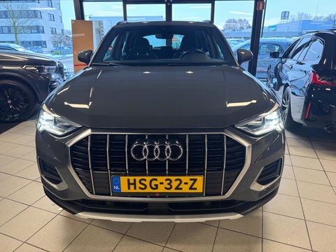 Audi Q3 35 TFSI S Line Automaat Panorama Camera Navigatie Matrix Led