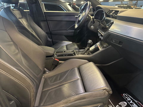 Audi Q3 35 TFSI S Line Automaat Panorama Camera Navigatie Matrix Led