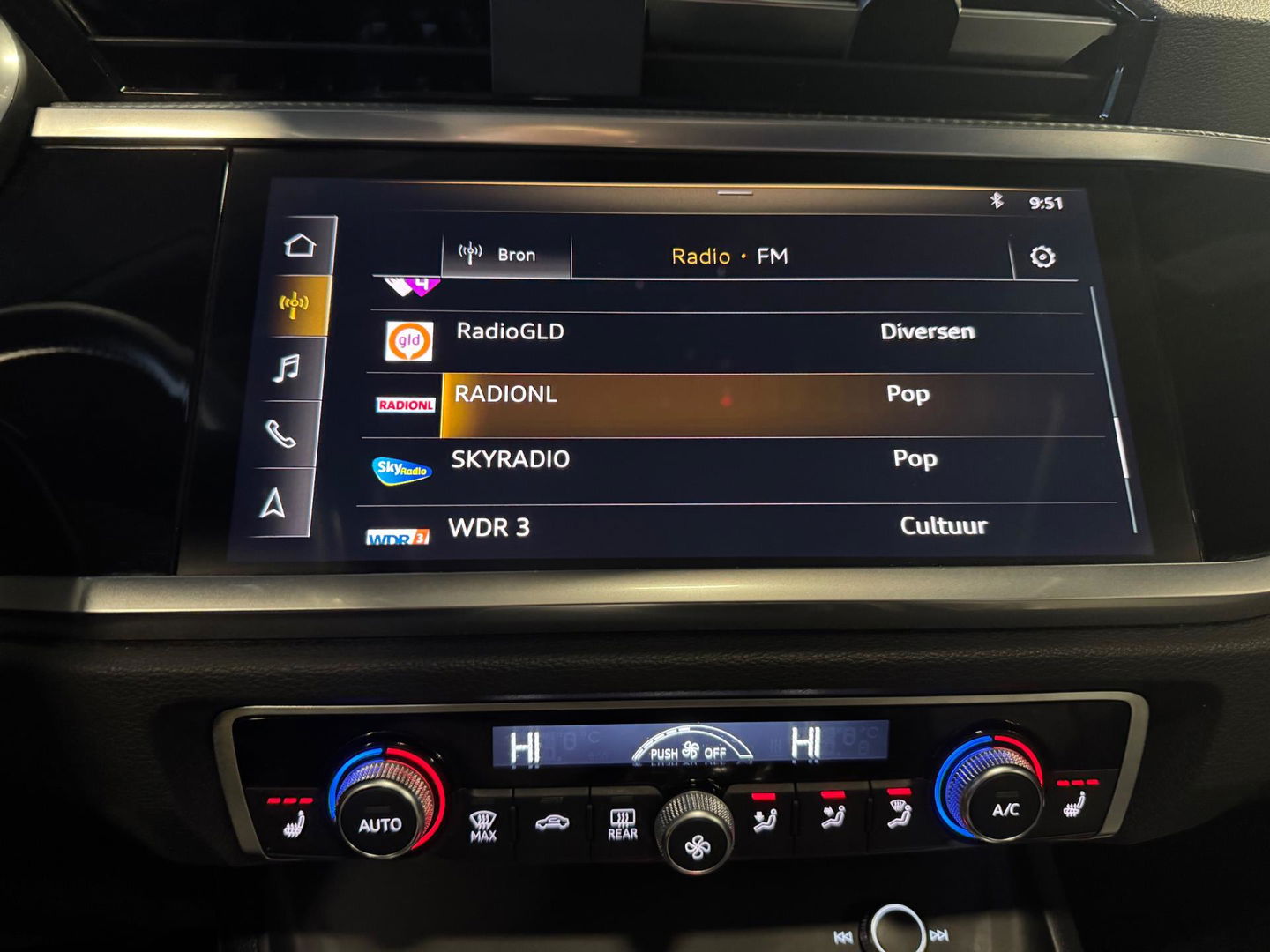 Audi Q3 35 TFSI S Line Automaat Panorama Camera Navigatie Matrix Led