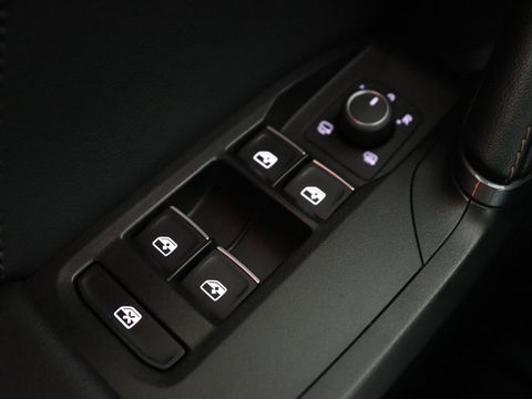 CUPRA Formentor 1.4 eHybrid VZ | 245pk | Stoelverwarming | Adaptive cruise | Memory | Camera | Navigatie | Sfeerverlichting | Keyless | Full LED | Sportstoelen | PHEV | Plug In