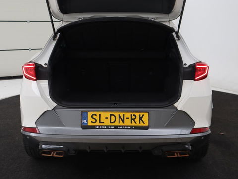 CUPRA Formentor 1.4 eHybrid VZ | 245pk | Stoelverwarming | Adaptive cruise | Memory | Camera | Navigatie | Sfeerverlichting | Keyless | Full LED | Sportstoelen | PHEV | Plug In
