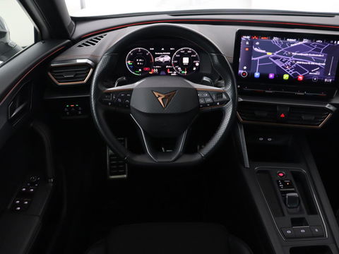 CUPRA Formentor 1.4 eHybrid VZ | 245pk | Stoelverwarming | Adaptive cruise | Memory | Camera | Navigatie | Sfeerverlichting | Keyless | Full LED | Sportstoelen | PHEV | Plug In
