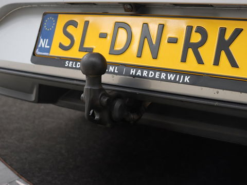 SEAT Leon 1.0 eTSI Style | Trekhaak | Camera | Carplay | Full LED | Navigatie | Cruise control | Parkeerhulp | Climate control | Bluetooth