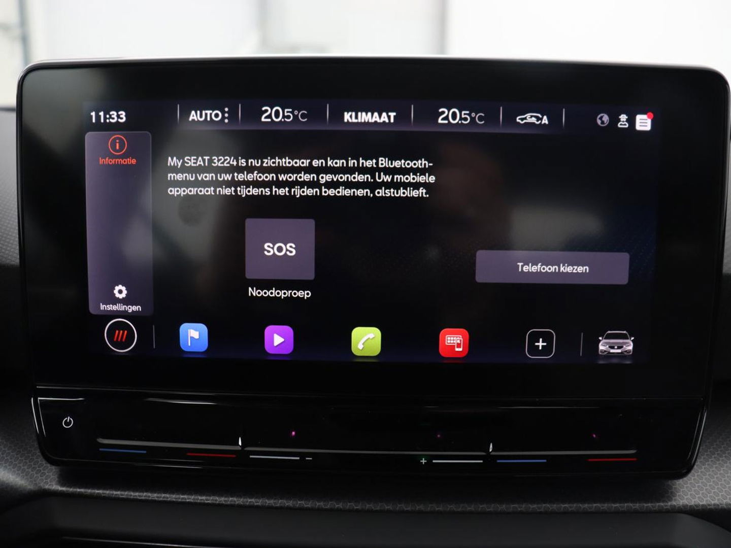 SEAT Leon 1.0 eTSI Style | Trekhaak | Camera | Carplay | Full LED | Navigatie | Cruise control | Parkeerhulp | Climate control | Bluetooth