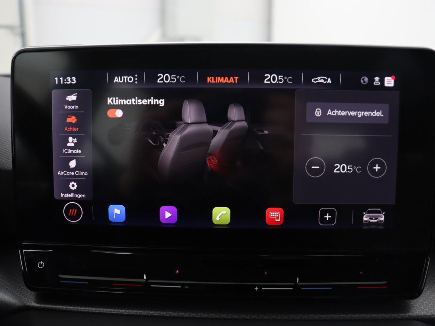 SEAT Leon 1.0 eTSI Style | Trekhaak | Camera | Carplay | Full LED | Navigatie | Cruise control | Parkeerhulp | Climate control | Bluetooth