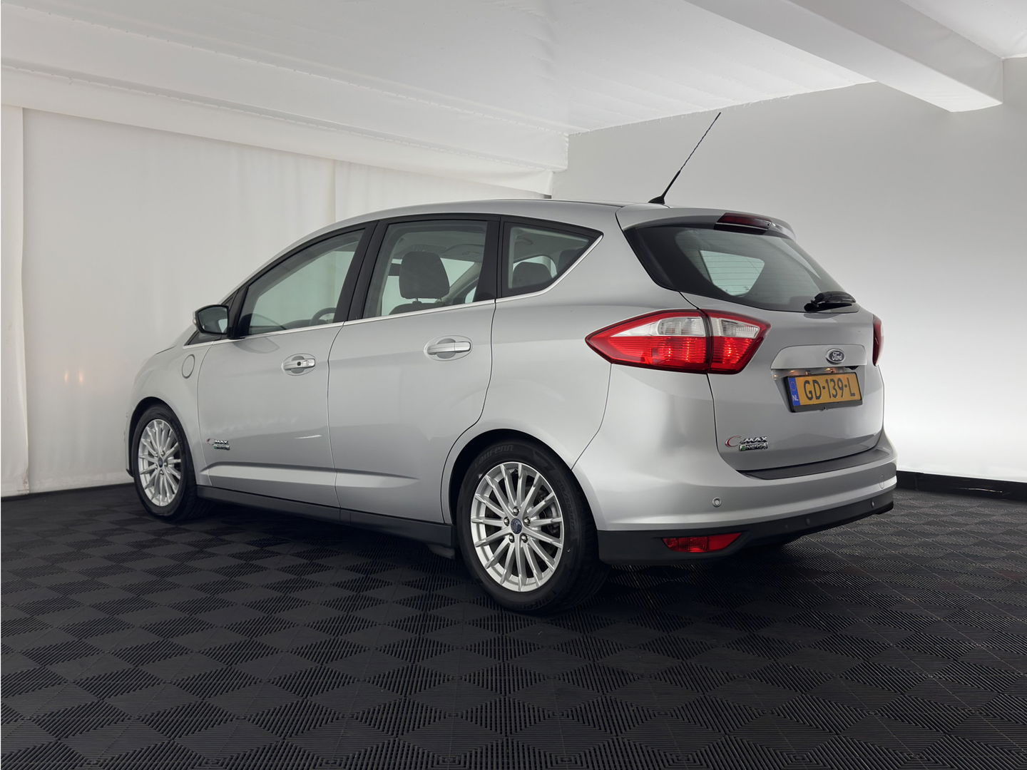 Ford C-MAX 2.0 Plug-in Hybrid Titanium Plus (⚠️) Aut. *PANO | LEATHER | NAVI-FULLMAP | KEYLESS | CAMERA | COMFORT-SEATS | ECC | PDC | 17"ALU*