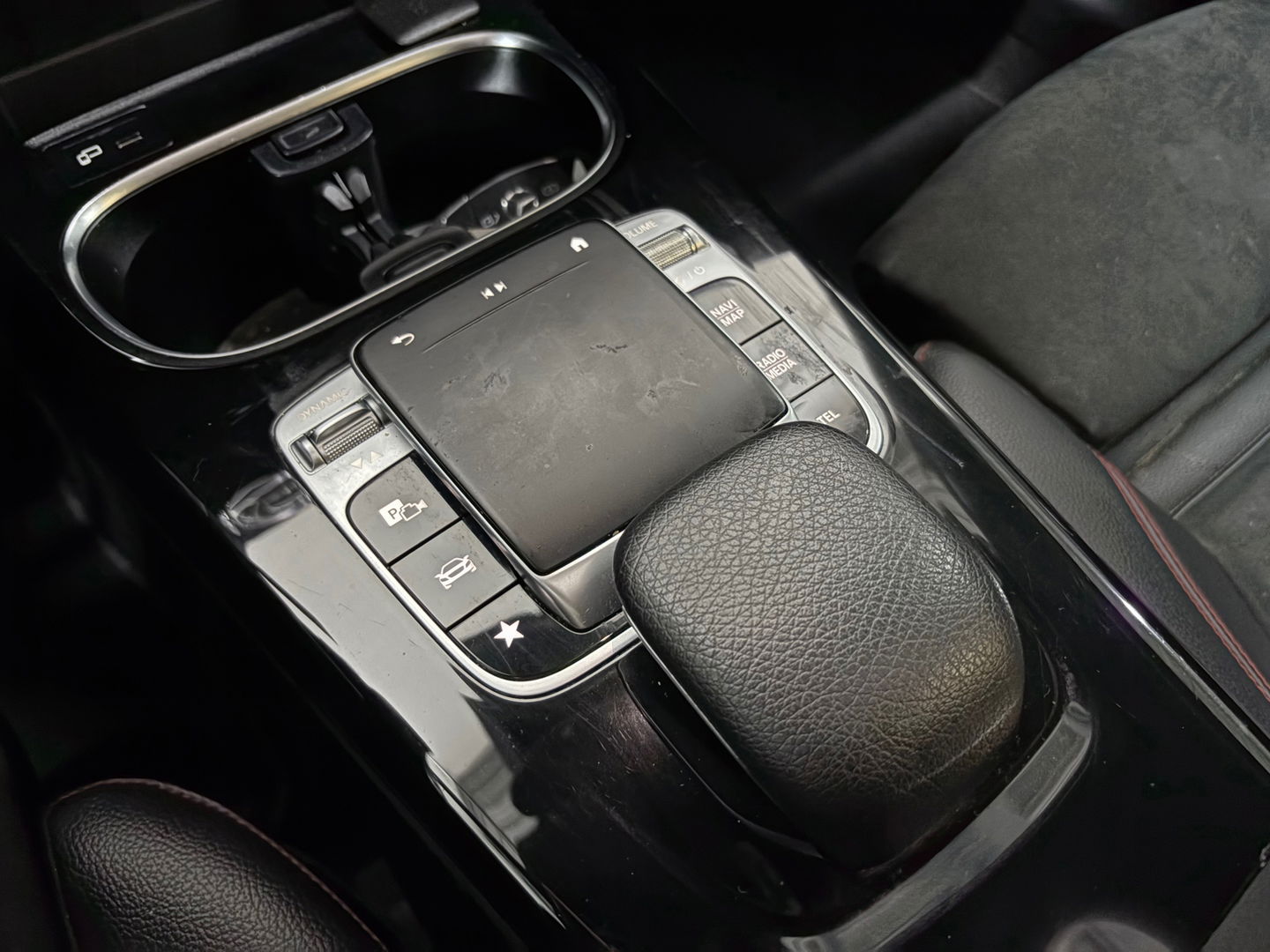 Mercedes-Benz A-Klasse 200 Business Solution AMG Upgrade