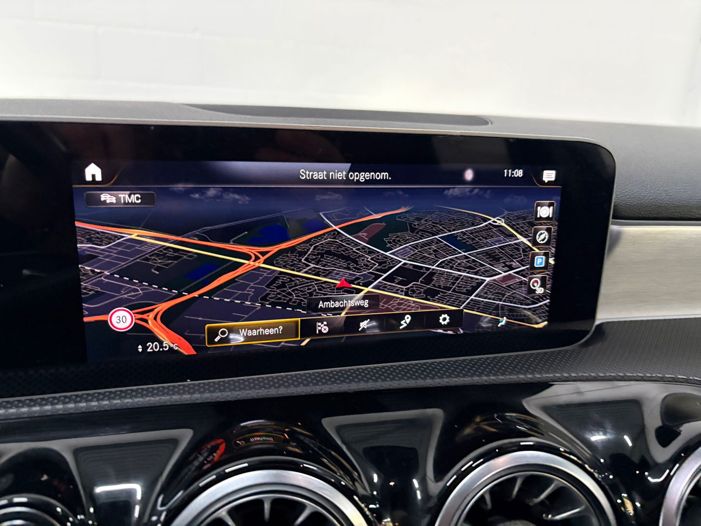 Mercedes-Benz A-Klasse 200 Business Solution AMG Upgrade