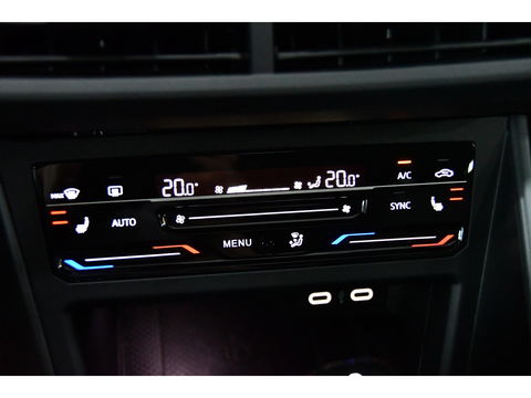 Volkswagen Polo 1.0 TSI R-line Cam*Pano*blindspot*Keyless