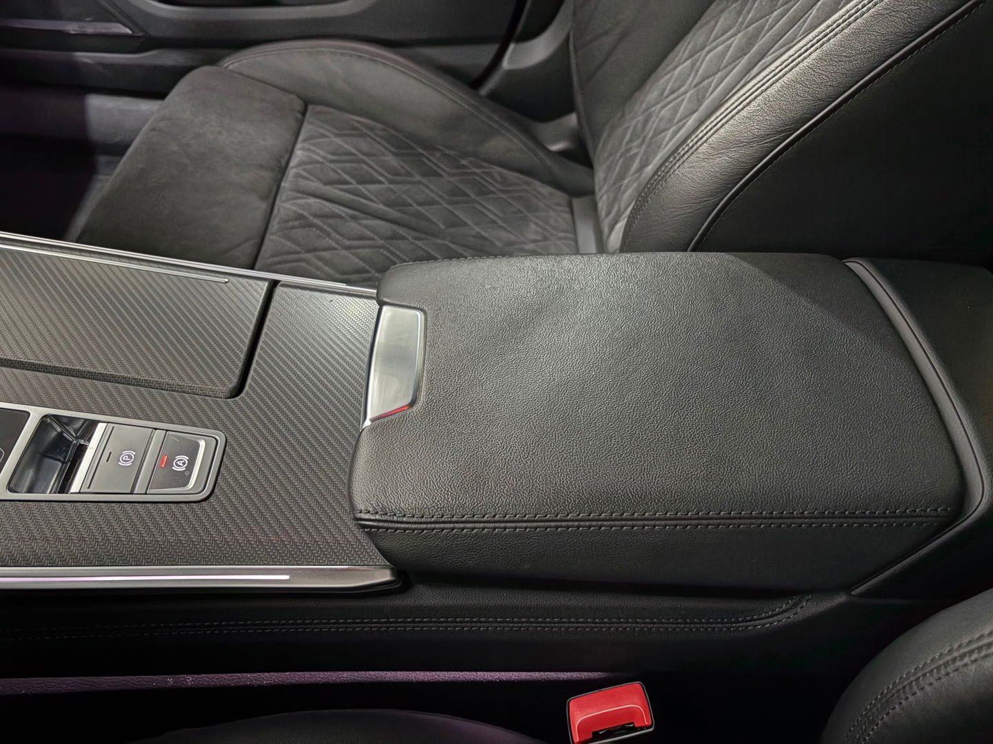 Audi RS6 quattro PANO, 4WS, Carbon (Fabrieks garantie tot 2026)