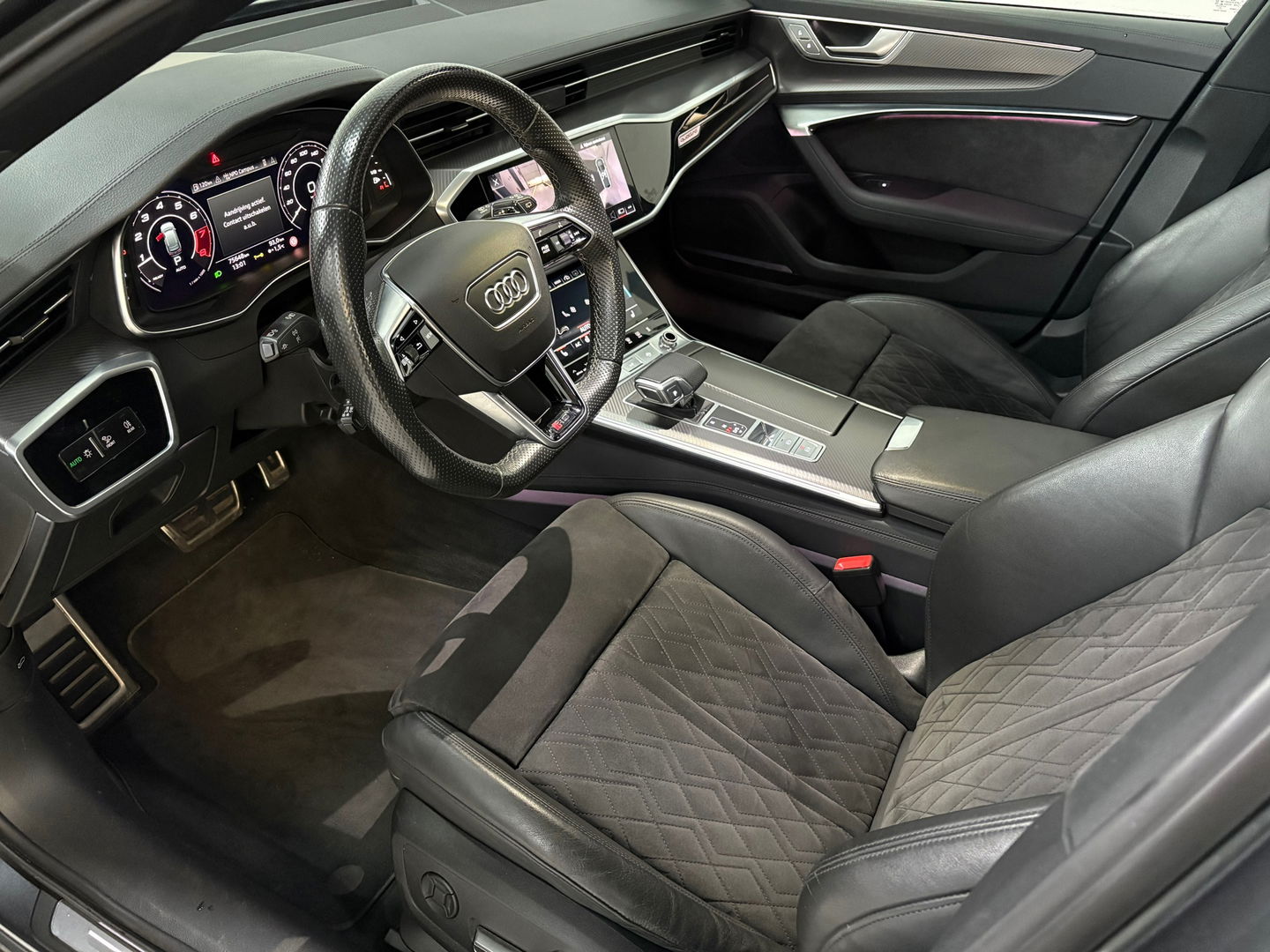 Audi RS6 quattro PANO, 4WS, Carbon (Fabrieks garantie tot 2026)