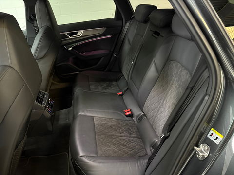 Audi RS6 quattro PANO, 4WS, Carbon (Fabrieks garantie tot 2026)