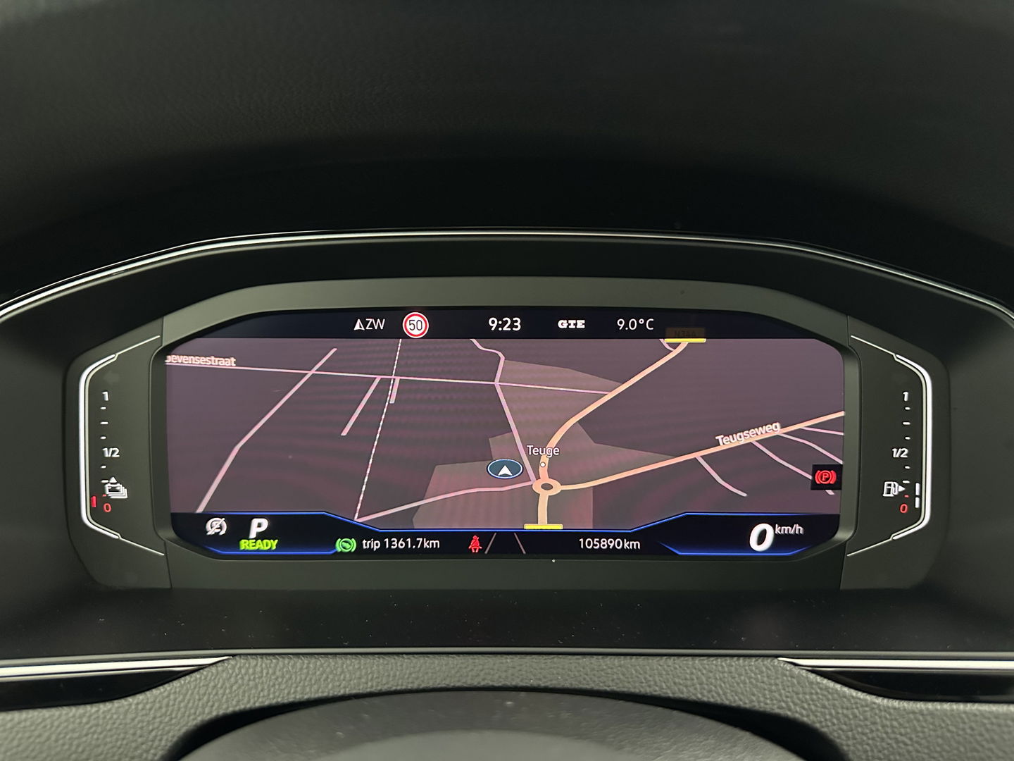 Volkswagen Passat 1.4 TSI PHEV GTE Business (INCL-BTW) Aut. *FULL-LED | DIGI-COCKPIT | ADAPTIVE-CRUISE | NAVI-FULLMAP | KEYLESS | DAB+ | COMFORT-SEATS | SHIFTPADDLES | PRIVACY-GLASS | PDC | CAMERA | CARPLAY | 17''ALU*