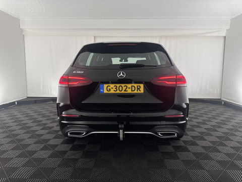 Mercedes-Benz B-Klasse 180 AMG-Line Business Solution (INCL-BTW) *LEATHER-MICROFIBRE | WIDESCREEN-COCKPIT | FULL-LED | BLINDSPOT | CAMERA | NAVI-FULLMAP | DAB+ | ECC | SHIFTPADDLES | CRUISE | HEATED-SPORTSEATS | TOWBAR | 18''ALU*