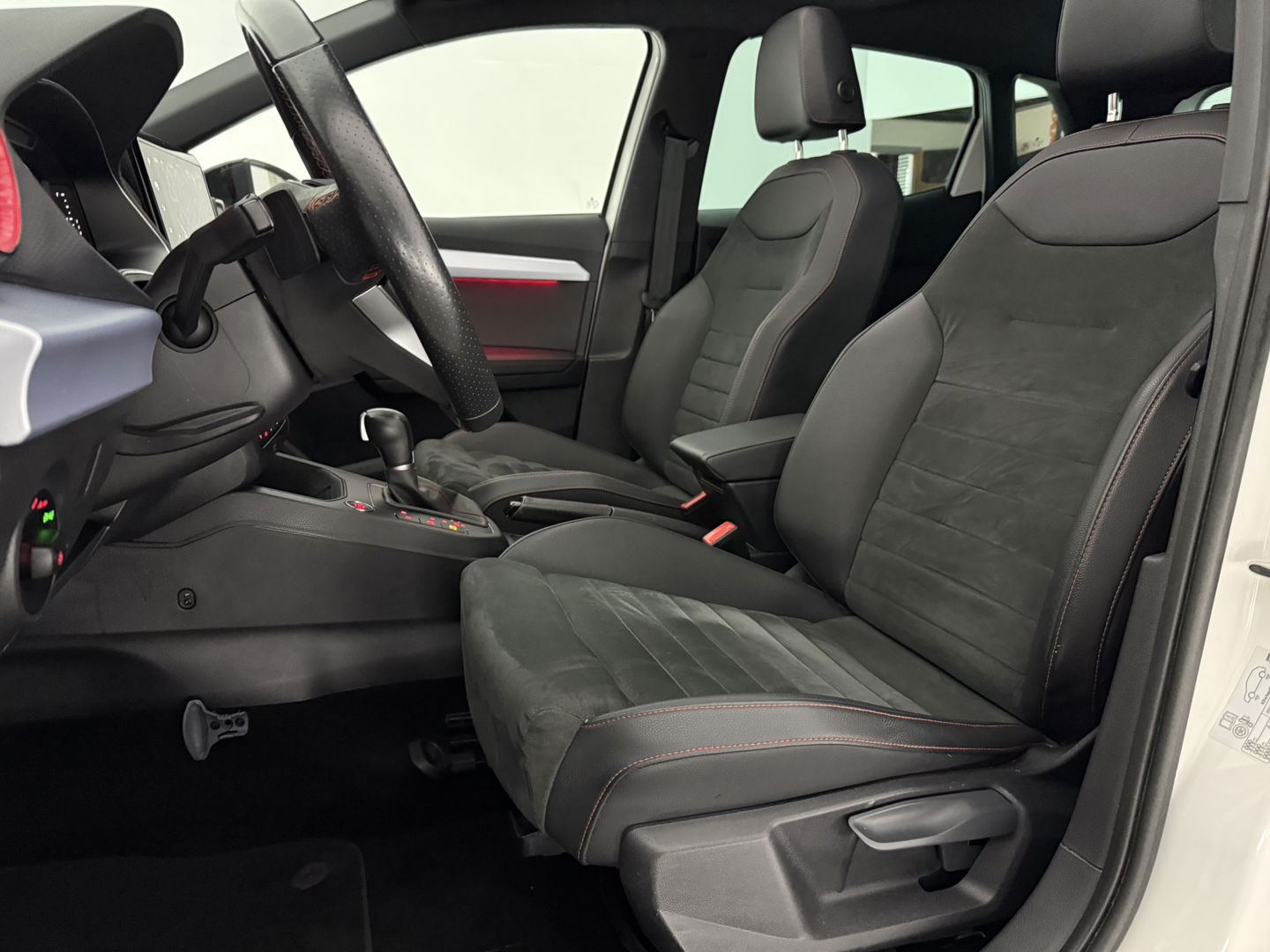 SEAT Ibiza 1.0 EcoTSI FR | Pano | Virtual | Camera | Sfeer | Adap. Cruise | Stoelverw. | Keyless | Carplay