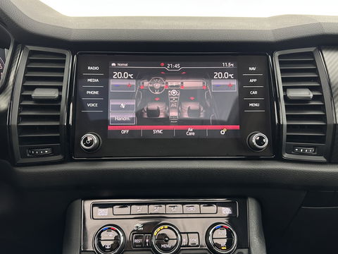 Škoda Kodiaq 1.5 TSI Sportline Business (INCL-BTW) Aut. *PANO | LEATHER-MICROFIBRE | FULL-LED | MEMORY-PACK | DIGI-COCKPIT | NAVI-FULLMAP | CAMERA | DAB+ | AMBIENT-LIGHT | KEYLESS | DAB+ | CARPLAY | PRIVACY-GLASS | 20"ALU*