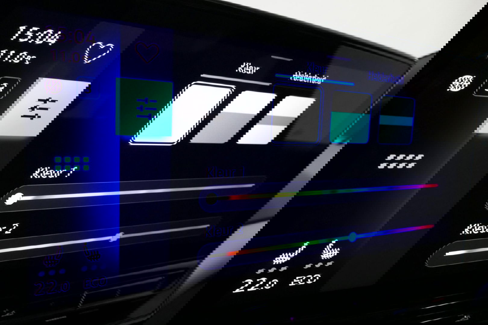 Volkswagen ID.4 First Max 77 kWh / SOH 92% / Panoramadak / Matrix LED IQ.Light / Elektr. verstelbare voorstoelen + memory / HUD Augmented Reality / Rondomzichtcamera / Apple Carplay - Android Auto / Stoelverwarming / 21'' LMV / Keyless / Achteruitrijcamera / Navigatie / 