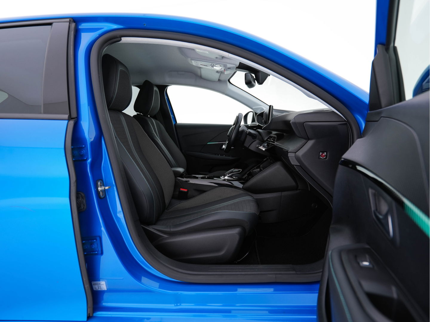 Peugeot e-208 EV Allure 50 kWh {SOH-91%} Aut *FULL-LED | DIGI-COCKPIT | BLINDSPOT | CAMERA | NAVI-FULLMAP | LANE-ASSIST | KEYLESS | DAB | CCS-FASTLOADER | TOP-VIEW | AMBIENT-LIGHT | PRIVACY-GLASS | 17"ALU*