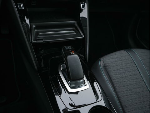 Peugeot e-208 EV Allure 50 kWh {SOH-91%} Aut *FULL-LED | DIGI-COCKPIT | BLINDSPOT | CAMERA | NAVI-FULLMAP | LANE-ASSIST | KEYLESS | DAB | CCS-FASTLOADER | TOP-VIEW | AMBIENT-LIGHT | PRIVACY-GLASS | 17"ALU*