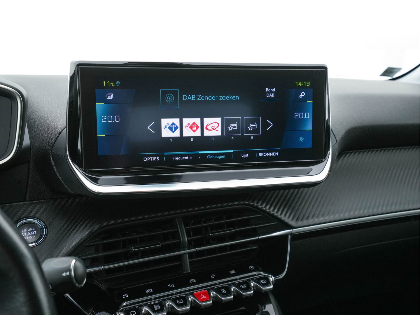 Peugeot e-208 EV Allure 50 kWh {SOH-91%} Aut *FULL-LED | DIGI-COCKPIT | BLINDSPOT | CAMERA | NAVI-FULLMAP | LANE-ASSIST | KEYLESS | DAB | CCS-FASTLOADER | TOP-VIEW | AMBIENT-LIGHT | PRIVACY-GLASS | 17"ALU*