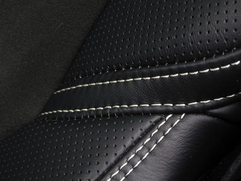 Volvo XC90 T8 390PK / AWD / R-Design / 7-zitter / LED