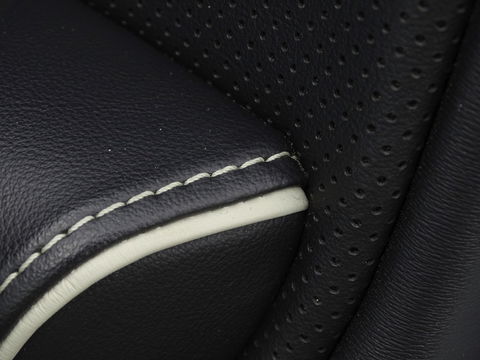 Volvo XC90 T8 390PK / AWD / R-Design / 7-zitter / LED