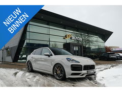 Porsche Cayenne Coupé 3.0 E-Hybrid 462PK Krijtgrijs SportDesign Luchtvering Lightweight Package Carbon Dak 4-wielsturing NLauto
